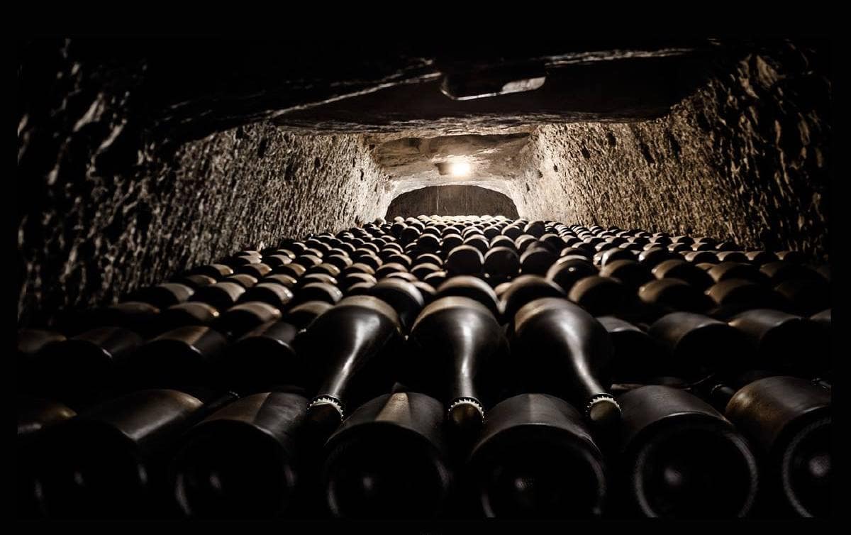 I Segreti di Charles Heidsieck: La storia di "Champagne Charlie" e delle sue bollicine d'autore 2 le gallerie di conservazione della maison charles heidsieck