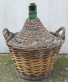 Come acquistare direttamente il vino da un produttore? 2 damigiana